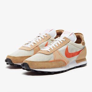 Nike Day DBreak Type Mars Yard Light Bone Hemp